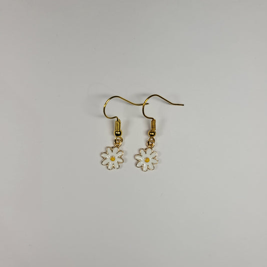 Dainty Daisy Earrings